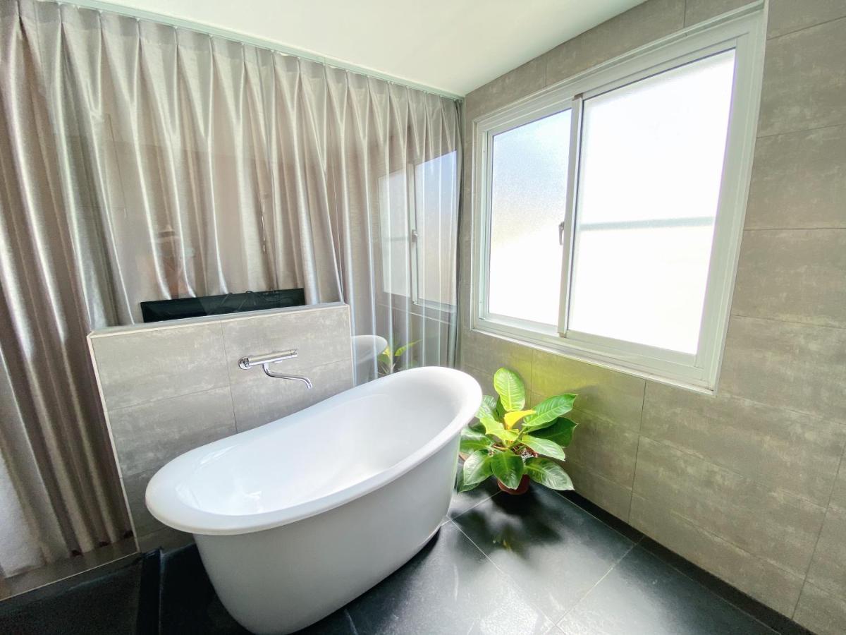 Mutter Apartment Тайнан Екстериор снимка